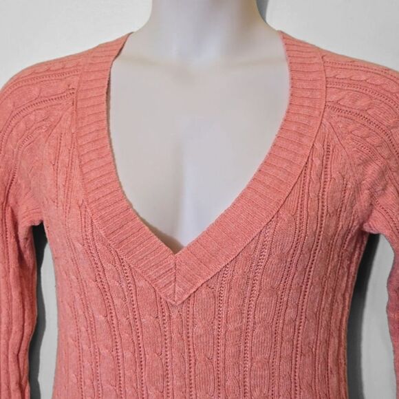 American Eagle Y2K Cable Knit Sweater Size XL Long Length Sleeve Ribbed Deep V - Picture 2 of 10